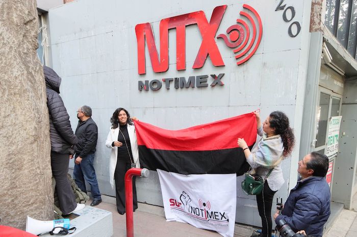 El pasado 29 de diciembre, integrantes del Sutnotinex, encabezados por su líder Adriana Urrea, ofrecieron una conferencia de prensa para dar a conocer que levantarían su huelga.