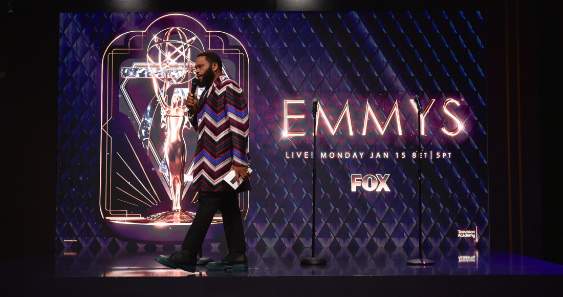 Anthony Anderson en el escenario durante una presentación para prensa de la 75a edición de los Premios Emmy el 12 de enero de 2024, en Los Angeles. Los premios a lo mejor de la televisión se entregarán el lunes.