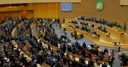 Jefes de Estado africanos asisten a la 37ma sesión ordinaria de la Asamblea de la Unión Africana en Adís Abeba, Etiopía, 17 de febrero de 2024. Estados Unidos vetó el martes 20 de febrero de 2024 una resolución introducida en la ONU con respaldo árabe que exigía un cese de fuego inmediato en la guerra entre Israel y Hamás en la Franja de Gaza.