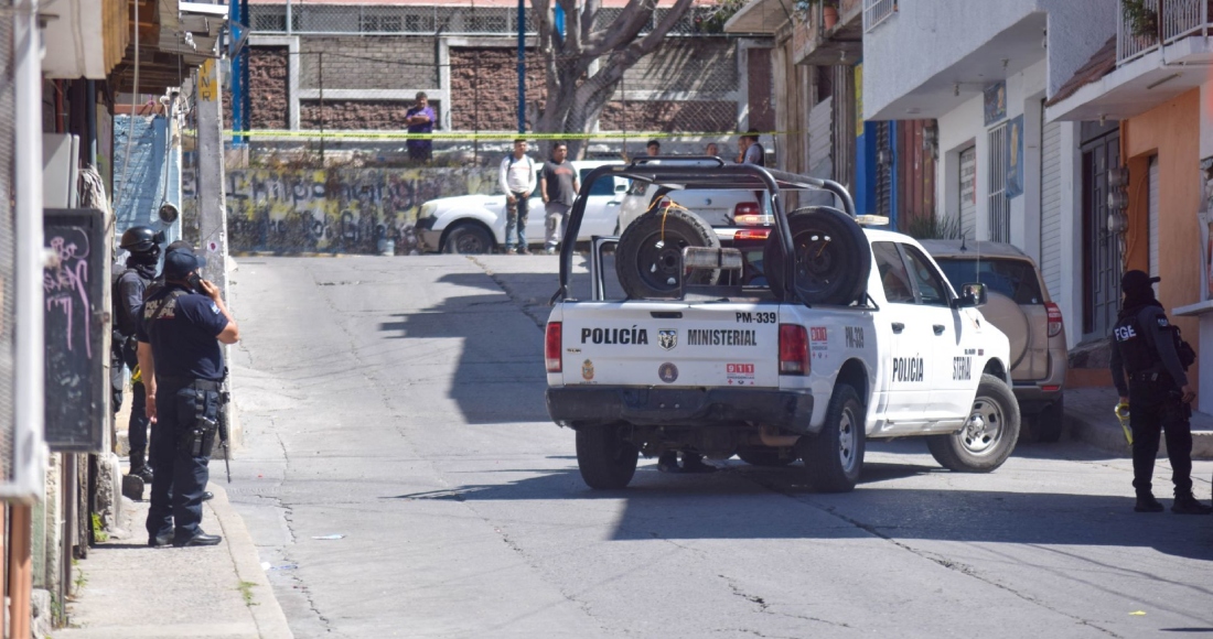 El pasado 6 de febrero, un motociclista solitario intentó incendiar un taxi del servicio público local de Chilpancingo que se encontraba estacionado en la Colonia Los Ángeles.