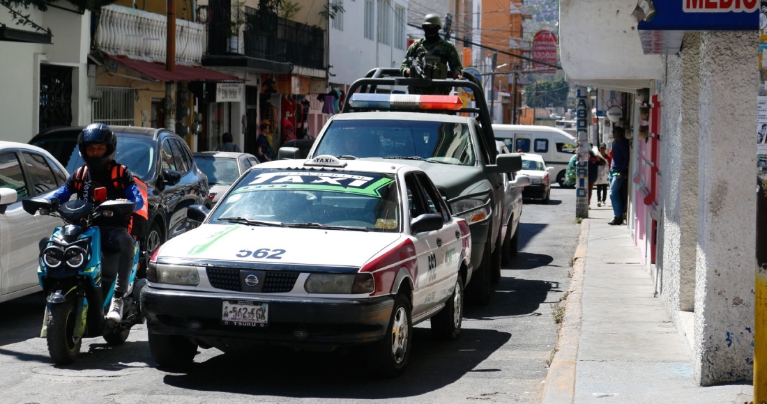 A ochos días del paro de actividades y la promesa gubernamental de que este día sería restablecido en su totalidad el transporte público en la capital, el transporte local opera de manera parcial.