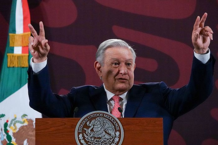 El Presidente Andrés Manuel López Obrador dijo que coincide con el llamado que hizo el fin de semana pasado la iglesia católica mexicana a salir a votar en las elecciones del próximo 2 de junio; así como a respetar los resultados porque "por el bien de México, primero la democracia y el Estado de Derecho".