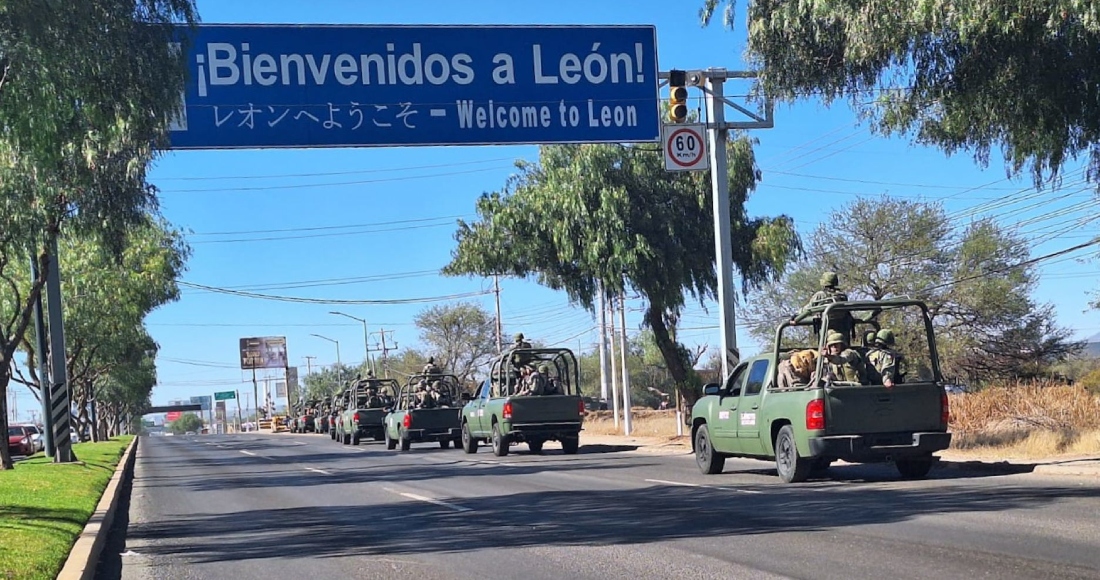 El Ejército mexicano reforzó la seguridad con 550 militares integrantes de la “Fuerza de Tarea Conjunta México” a los municipios de León, Irapuato y Celaya como parte de la Estrategia Nacional de Seguridad.