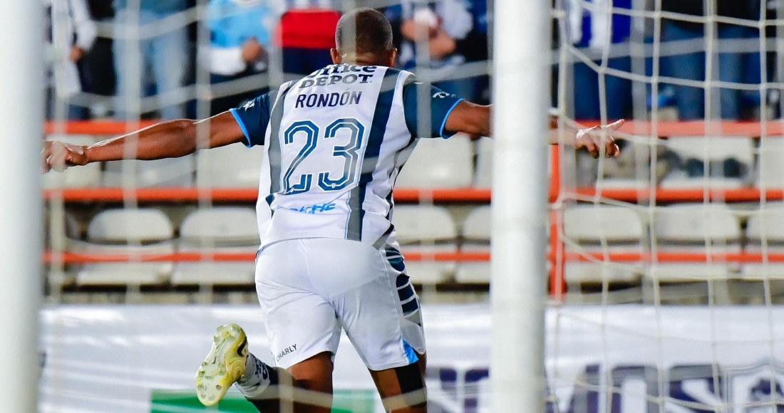 Salomón Rondón anota tres goles en partido contra Filadelfia Unión