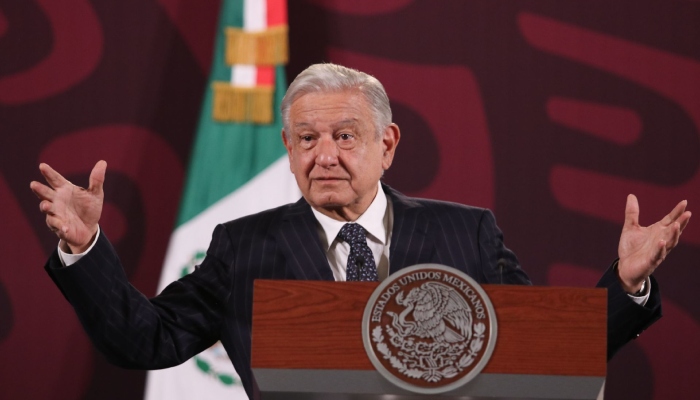 Manuel López Obrador, Presidente de México, durante conferencia matutina en Palacio Nacional.