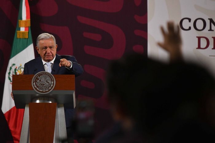 Andrés Manuel López Obrador, Presidente de México, celebró que la Cámara de Diputados haya aprobado, en lo general y en lo particular, la reforma que crea el Fondo de Pensiones para el Bienestar, con el que se pretenden complementar los recursos para garantizar el 100 por ciento de las pensiones a las y los trabajadores. 