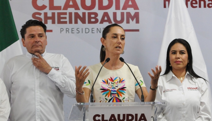 Claudia Sheinbaum, candidata presidencial de la coalición "Sigamos Haciendo Historia", ofrece una conferencia de prensa previo a sus mítines en el estado de Hidalgo.