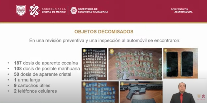 Durante la inspección del vehículo de Alejandro "N", conforme a los protocolos de actuación policial, hallaron 187 dosis de aparente cocaína, 108 dosis de aparente marihuana, 50 dosis de supuesto cristal, un arma de fuego larga, así como nueve cartuchos útiles y dos teléfonos celulares.