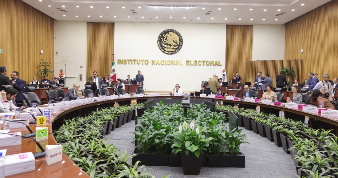 Ordena INE al Ejecutivo Federal eliminar o modificar las publicaciones de la conferencia matutina del 9 de abril.