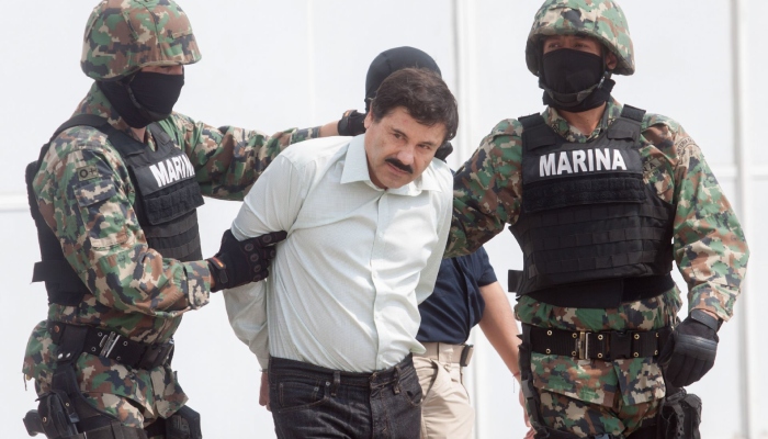 Joaquín "El Chapo" Guzmán, líder del cártel de Sinaloa, fue sentenciado en Estados Unidos a cadena perpetua, tras haber sido declarado culpable de ocho cargos de crimen organizado y narcotráfico.