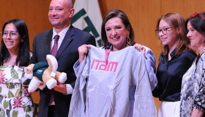 Xóchitl Gálvez se reunió esta mañana con estudiantes del ITAM con quienes diálogo en torno a sus propuestas de campaña.