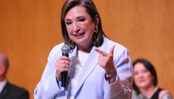 Xóchitl Gálvez, candidata presidencial de la coalición Fuerza y Corazón por México, dialoga con estudiantes del ITAM.