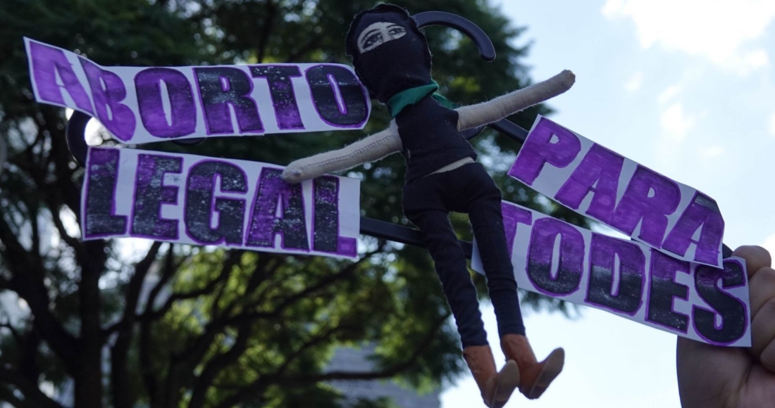 En el marco del Día de la Despenalización del Aborto, decenas de mujeres marcharon para exigir su legalización en el país. La protesta inició en Avenida Reforma y terminó en el Zócalo capitalino.