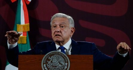 Andrés Manuel López Obrador, Presidente de México, encabezó la conferencia matutina desde Palacio Nacional.