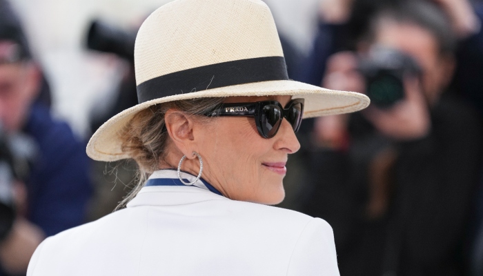 Meryl Streep posa durante una sesión de la Palma de Oro en la 77a edición del Festival de Cine de Cannes, en Francia el martes 14 de mayo de 2024.