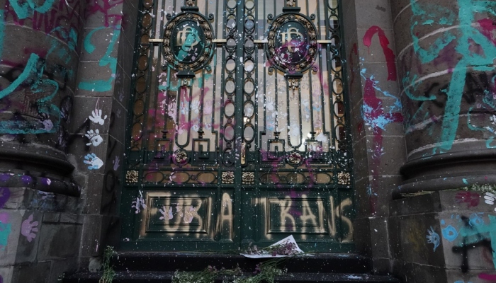 En el marco del Día de la Visibilidad Trans, decenas de mujeres trans, hombres trans y personas no binarie marcharon para exigir justicia de Monumento a la Revolución al Congreso de la Ciudad de México. 