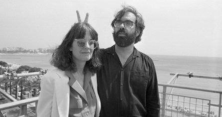 El director de cine Francis Ford Coppola con su esposa Ellie en el Festival de Cine de Cannes el 19 de mayo de 1979. Coppola está de vuelta en Cannes con su más reciente película Megalopolis.