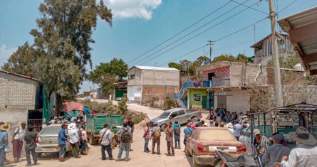 Gaudencio Hernández Hernández, síndico de Santiago Amoltepec, Oaxaca, fue asesinado en un ataque armado ayer junto con otras dos personas, confirmó la Fiscalía General del Estado (FGE).