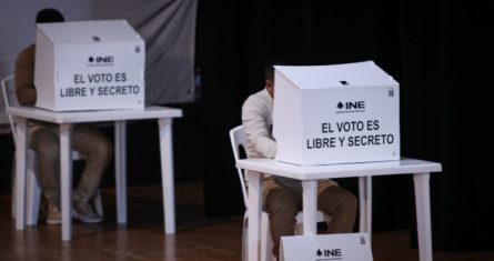 Votación en el Reclusorio Norte.