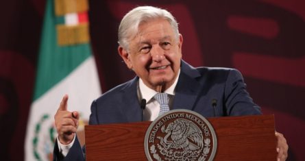 Andrés Manuel López Obrador, presidente de México, durante la conferencia matutina en Palacio Nacional.