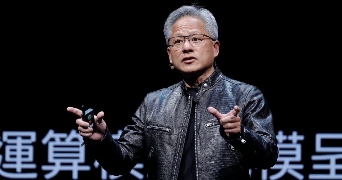 El presidente y CEO de Nvidia Corporation, Jensen Huang, pronuncia un discurso durante la exposición Computex 2024 en Taipei, Taiwán, el 2 de junio de 2024.