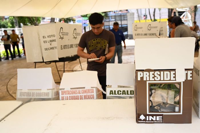 En la Ciudad de México, los votantes han señalado la importancia de un voto razonado, después de semanas de reflexión y análisis de propuestas.