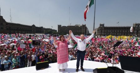 Xóchitl Gálvez y Santiago Taboada.