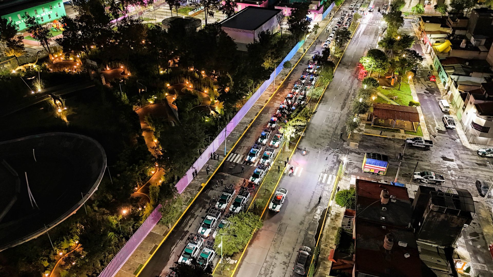 Martí Batres Guadarrama, Jefe del Gobierno de la Ciudad; encabezo el inicio del operativo Iztapalapa. La Marina Armada de México, así como la Sedena y la Guardia Nacional, participan en este operativo de seguridad. 