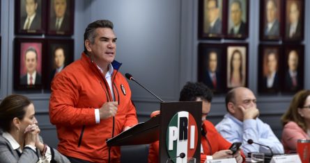 El 11 de agosto, Alejandro Moreno Cárdenas y Carolina Viggiano Austria lograron reelegirse como dirigente nacional y Secretaria General del Partido Revolucionario Institucional (PRI). Dependerá del TEPJF si ambos políticos pueden seguir frente a la dirigencia de sus partidos.