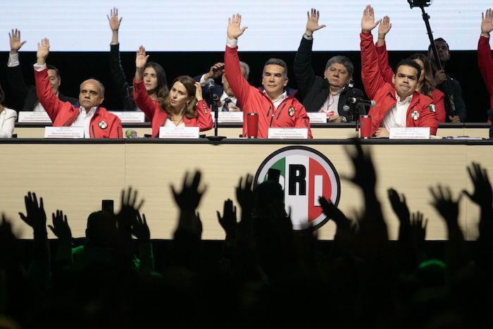 Alejandro Moreno Cárdenas, dirigente nacional del Partido Revolucionario Institucional (PRI), encabezó el pasado 7 de julio los trabajos de la 24 Asamblea Nacional Ordinaria del tricolor, que se realizó a puerta cerrada en el Pepsi Center de la Ciudad de México.