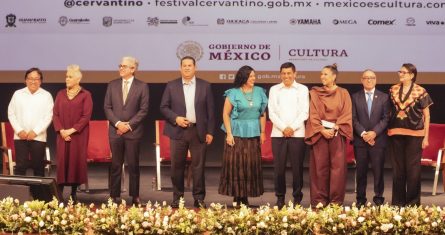 En la presentación del programa del Festival Cervantino 2024, en el Palacio de Bellas Artes de la Ciudad de México, el Gobernador Salomón Jara Cruz dijo que Oaxaca es el corazón cultural de México.