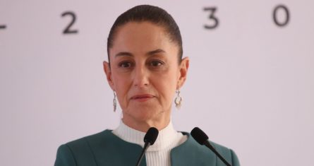 Claudia Sheinbaum Pardo, Presidenta electa, durante conferencia de prensa donde presentó a Zoé Robledo como titular del IMSS en Gabinete ampliado. La conferencia se llevó a cabo en su casa de transición.