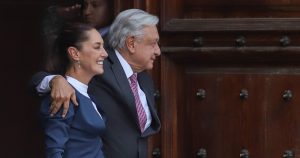 Claudia Sheinbaum, Presidente Electa, fue recibida por Andrés Manuel López Obrador, Presidente de México, en Palacio Nacional, entre los temas que tocarán son la transición de Gobierno.