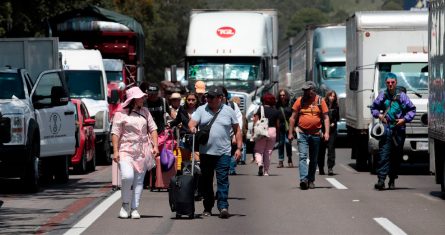 bloqueo-autopista-mexico-puebla