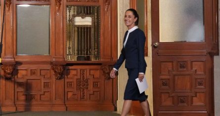 Claudia Sheinbaum, virtual Presidenta electa por la Presidencia de la República, ofreció una conferencia de prensa después de reunirse con Andrés Manuel López Obrador, Presidente de México, en el Salón de Tesorería en Palacio Nacional.