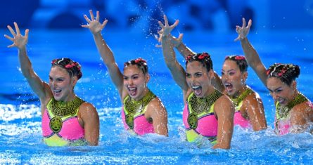 El equipo mexicano de natación artística durante su participación de este miércoles en los Juegos Olímpicos de Par+is 2024.