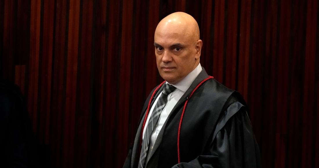 El presidente del Supremo Tribunal Federal de Brasil, Alexandre de Moraes, llega a una audiencia judicial el 22 de junio de 2023, en Brasilia, Brasil.