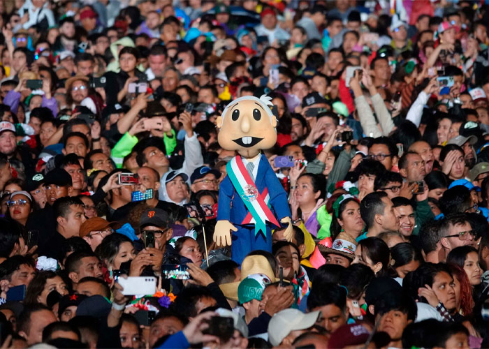 amlo-grito-independencia-zocalo-2024-2