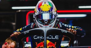  Pérez se puso por detrás de Nico Hulkenberg, pero nunca logró rebasarlo. Falta de tracción denunció el piloto mexicano en su radio, quien entre líneas dejó un claro mensaje: hoy el Red Bull de Pérez no tenía mayor rimo que exprimir.