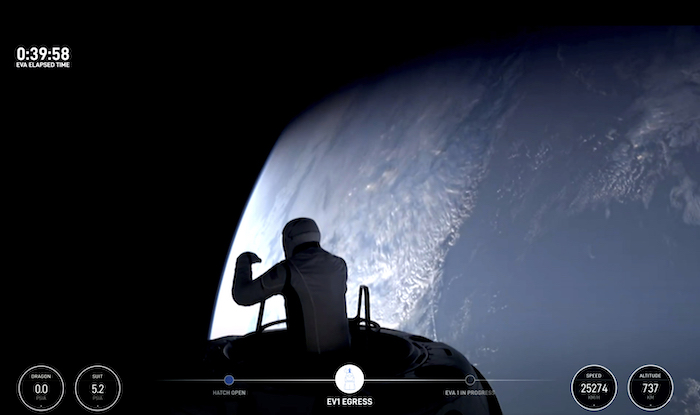 Esta imagen tomada de un video de SpaceX muestra el inicio del primer paseo espacial privado dirigido por el multimillonario tecnológico Jared Isaacman el jueves 12 de septiembre de 2024.