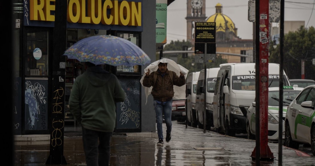 Desde el próximo sábado hasta el martes, se prevé un temporal de lluvias de intensas a torrenciales sobre la península de Yucatán, el oriente, noreste y sureste del país, debido a la interacción del frente frío número uno, el cual se extenderá sobre el noreste del país y centro del Golfo de México, así como la onda tropical número 21.