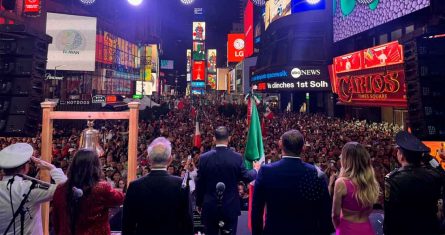 grito-independencia-times-square