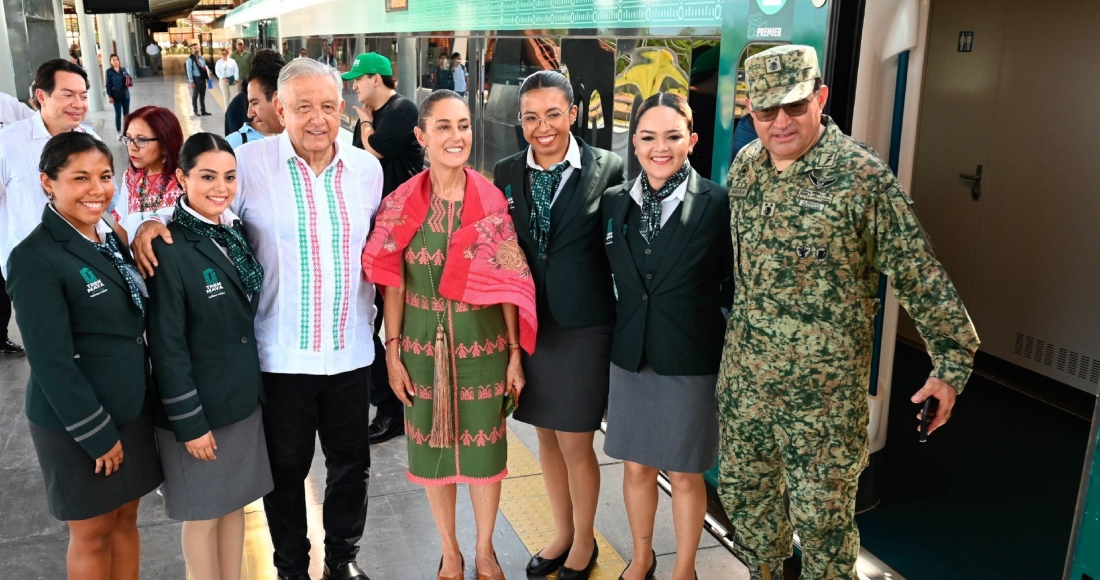 Claudia Sheinbaum, Presidenta electa de México, y Andrés Manuel López Obrador, Presidente de México, encabezaron la ceremonia con motivo del Bicentenario de la Federación de Chiapas a México. 