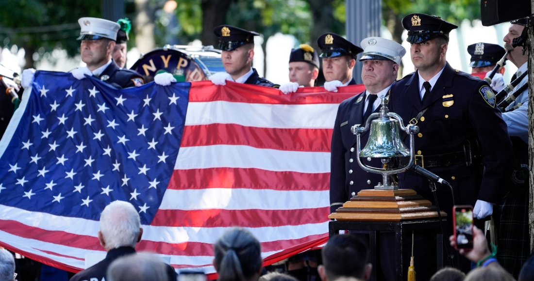 Una ceremonia para conmemorar el aniversario de los ataques terroristas del 11 de septiembre en el Memorial y Museo del 11 de Septiembre, el miércoles 11 de septiembre de 2024, en Nueva York. 