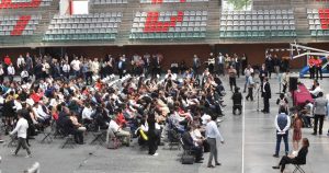 Trabajadores del Poder Judicial de la Federación (PJF) bloquearon esta mañana las principales entradas de la Cámara de Diputados para protestar contra la Reforma Judicial e impedir su discusión en el pleno; por ello, la bancada de Morena buscó una sede alterna y decidió que fuera la Unidad Deportiva Magdalena Mixhuca, ubicada en la Alcaldía Venustiano Carranza, para sesionar.