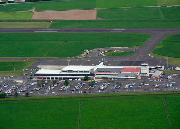 aeropuerto-nueva-zelanda-limite-abrazos-2