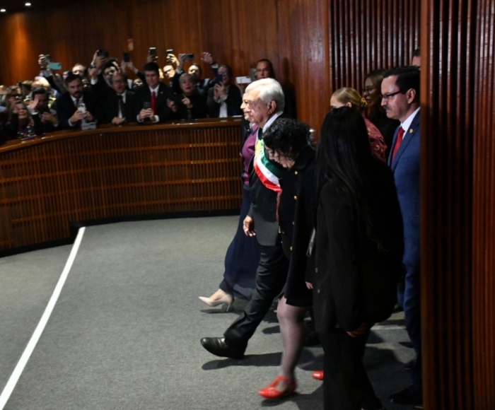 Andrés Manuel López Obrador, Presidente de México, durante su llegada a la sesión de Congreso General en la que Claudia Sheinbaum, tomará protesta como Presidenta Constitucional de los Estados Unidos Mexicanos.