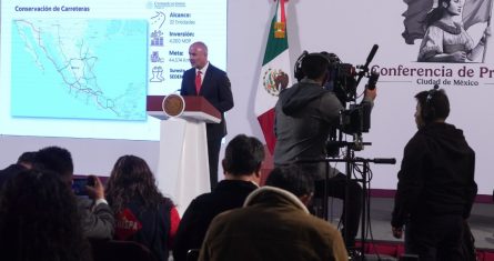 El Instituto Mexicano de Transporte destaca que la Red Nacional de Caminos está conformada por 780 mil 511 kilómetros de infraestructura vial en México, de los cuales, 174 mil 779 kilómetros se identificaron como carreteras pavimentadas, mientras que 50 mil 658 kilómetros conforman las carreteras federales.