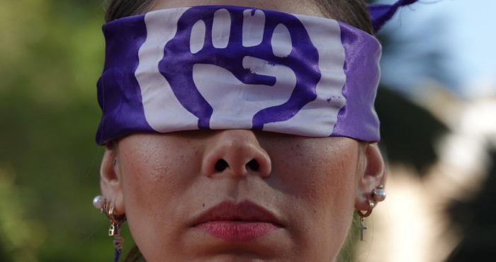 Mujer en la marcha 25N