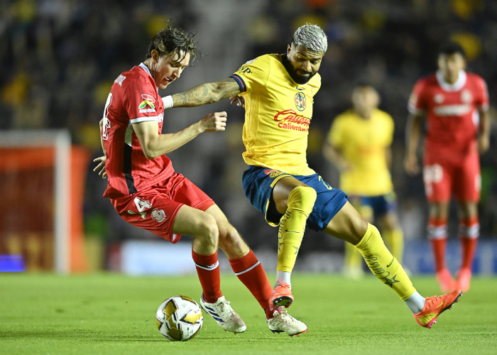 Rodrigo Aguirre firma doblete y América pone en jaque a Toluca en cuartos de final de Liga Mx